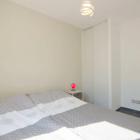 Casa de Férias La By Interhome *