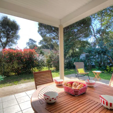 La By Interhome Nyaraló *